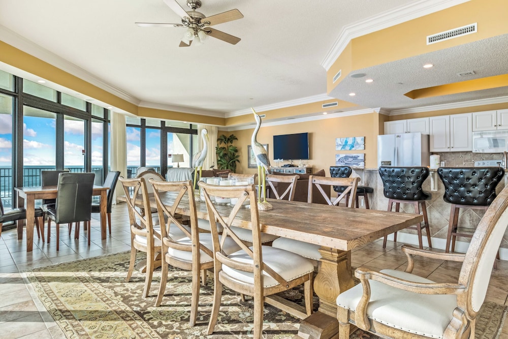 Phoenix West by Southern Vacation Rentals
