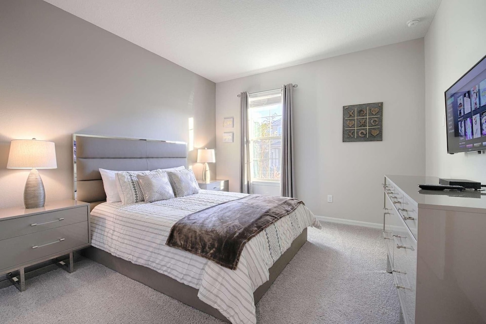 9009 Solara - Image 3