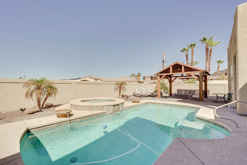 Private Pool & Hot Tub: Lake Havasu City Gem!