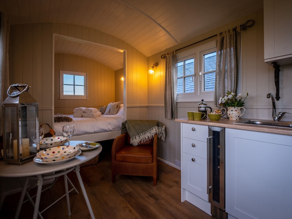 The Pleasant Hut at Mount Pleasant Farm