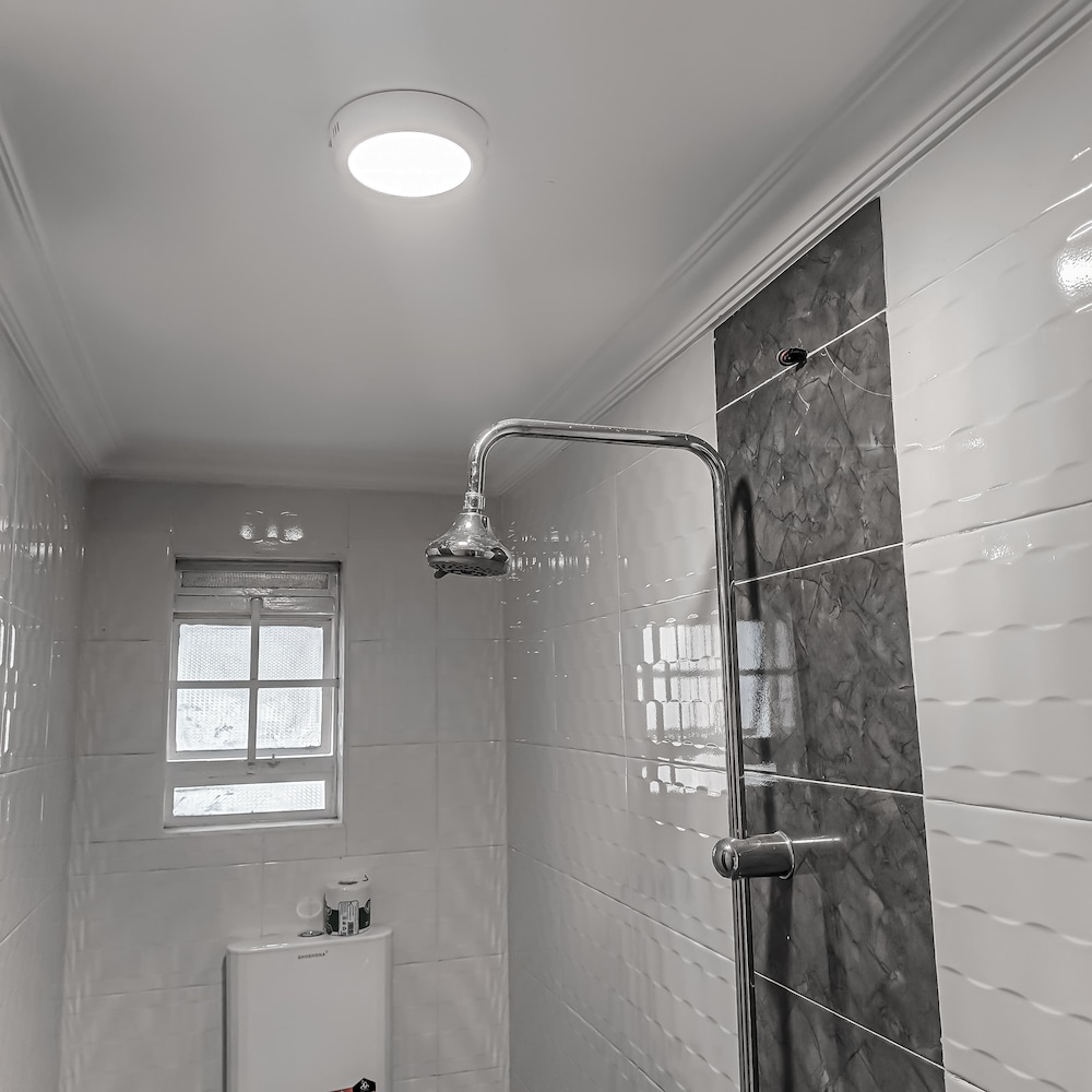 Jacaranda Luxury Suites