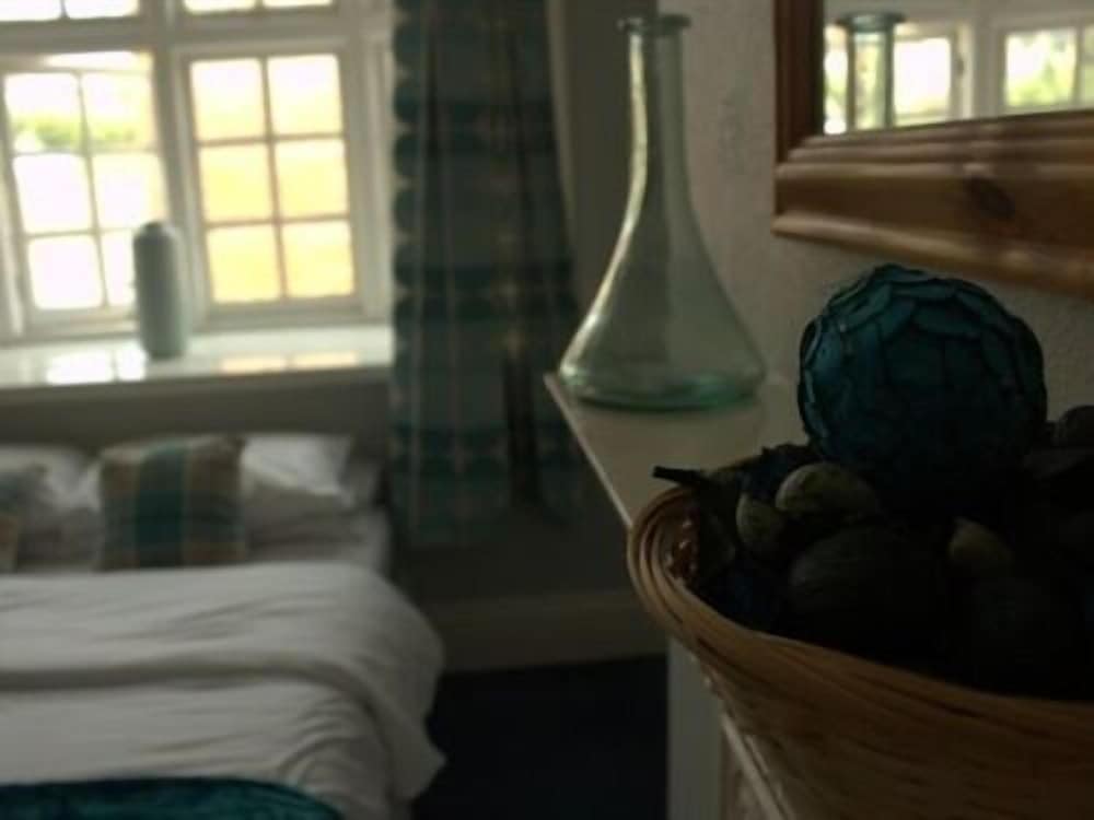 Marlborough Vacations - The Bear Marlborough - Property Image 29