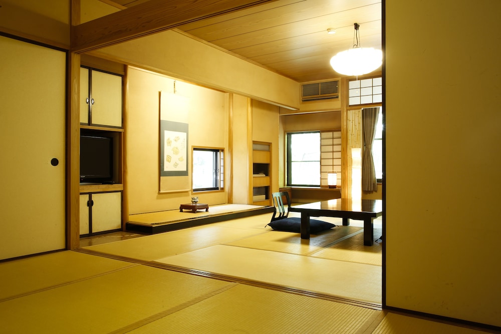 Tateshina Ai