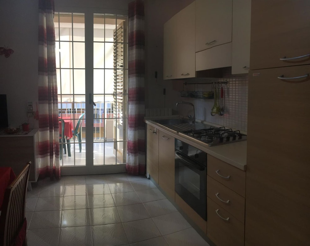 The Wisteria Apartment Near to Main Beach photo 4