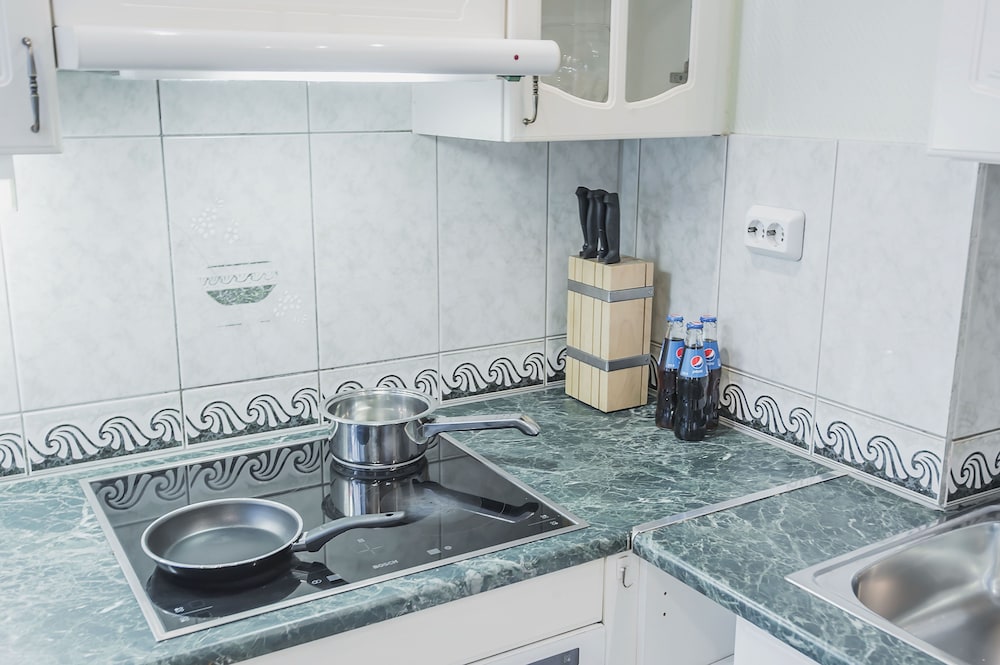 GM Apartment Staropimenovskiy 16