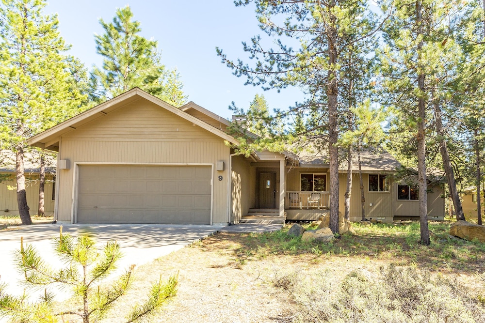 Klamath Lane 9
