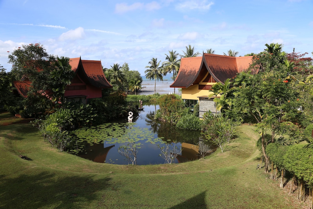 Tha Lane Bay Villa