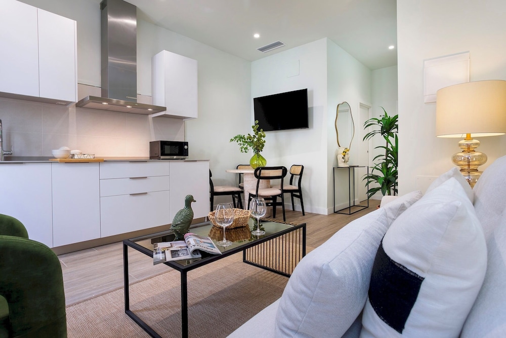 Exclusive Apartment in Cádiz. Patrocinio I
