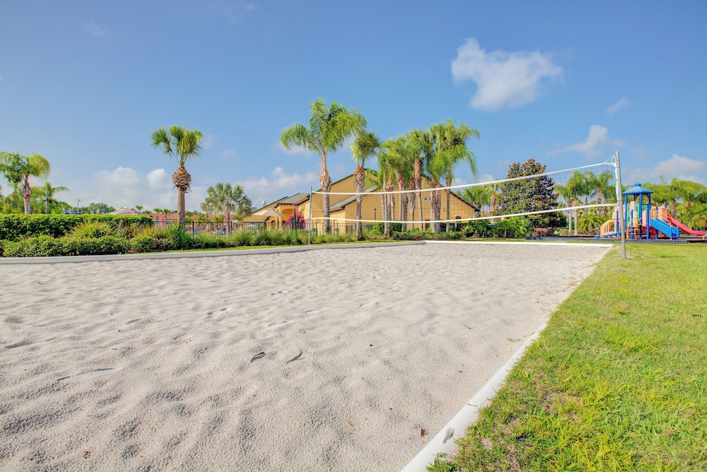 8847 Candy Palm Rd