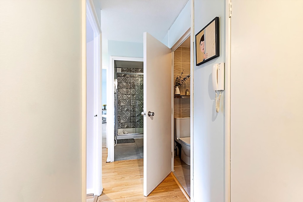 Quiet and Cosy 2-bed in Wimbledon