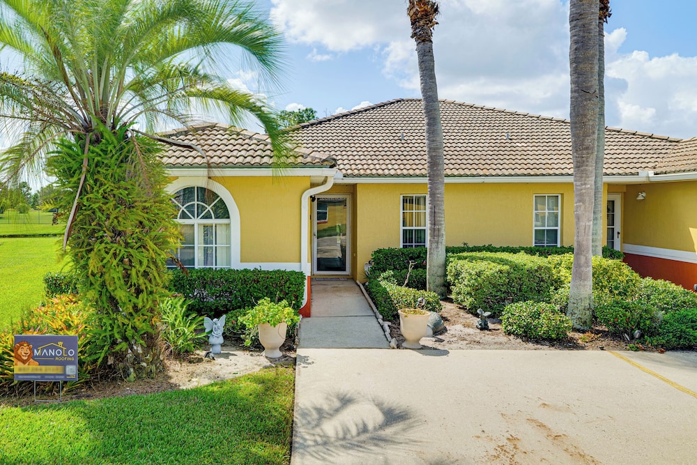 Pool & Hot Tub Access at Resort Home in Poinciana