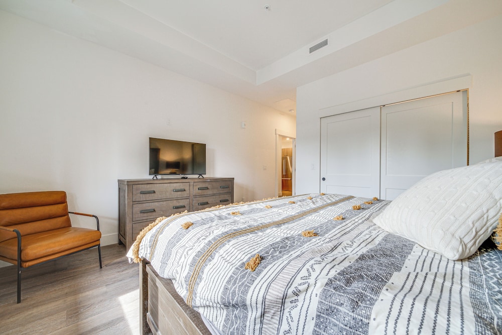 Suncadia Resort Condo Near Trails & River Access!