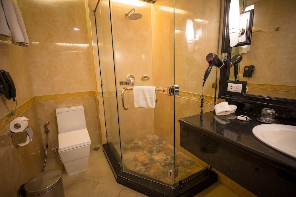 Fields Plaza Hotel, photo 32