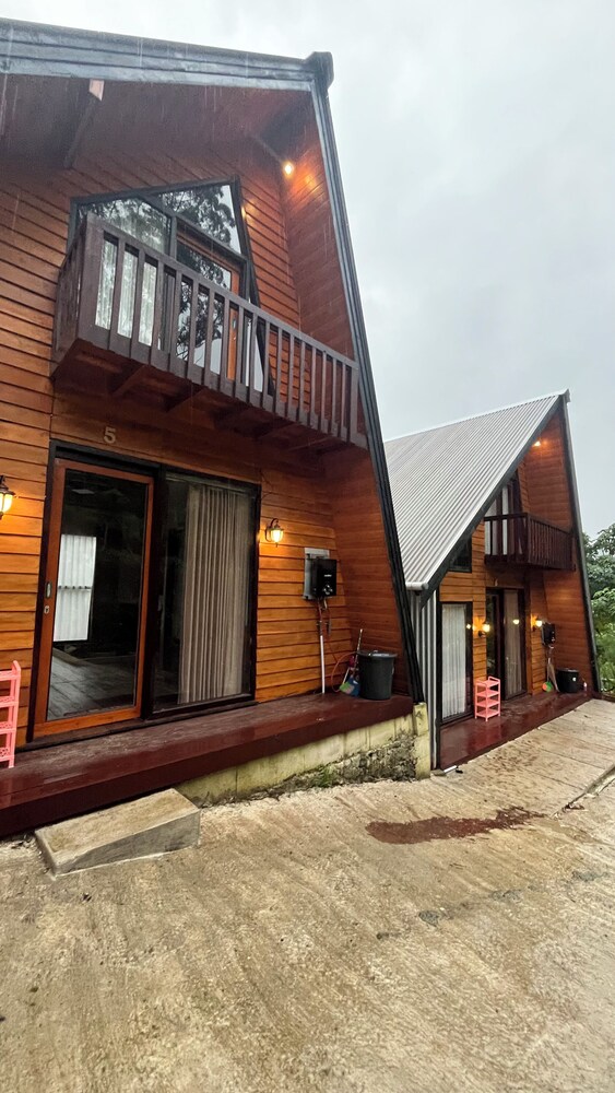 Padangsari Cabin House