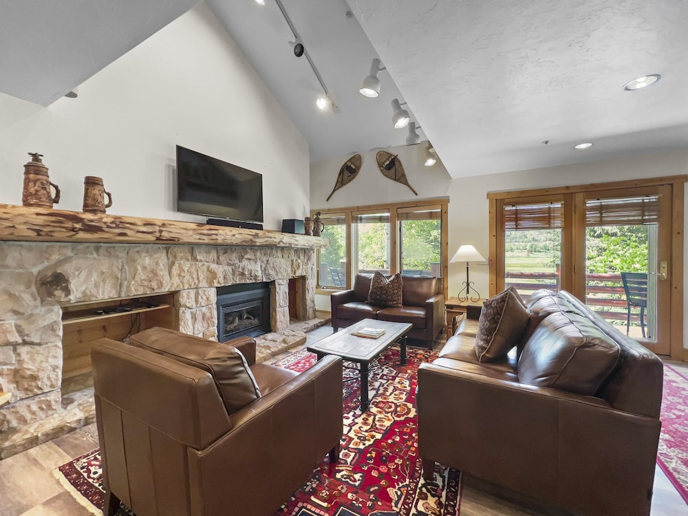 Deer Valley Escapes - Park City Ski Resort Condos