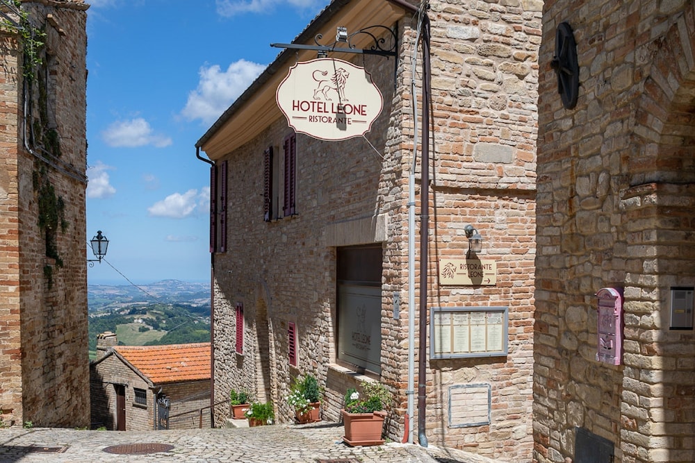 Boutique Hotel Leone