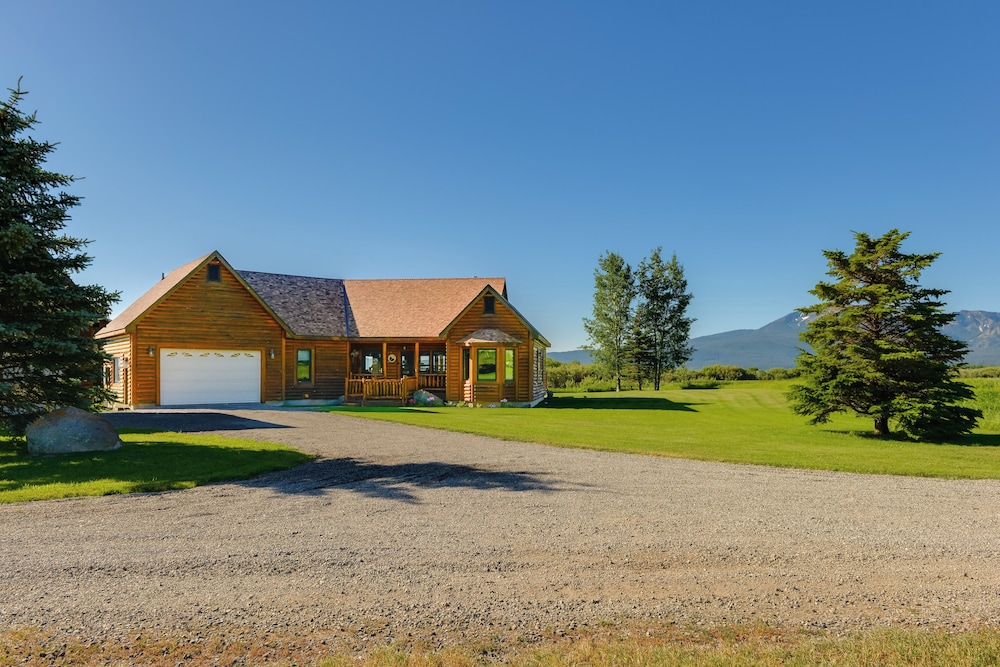 Cabin on Henrys Lake, 20 Mi to West Yellowstone view 4
