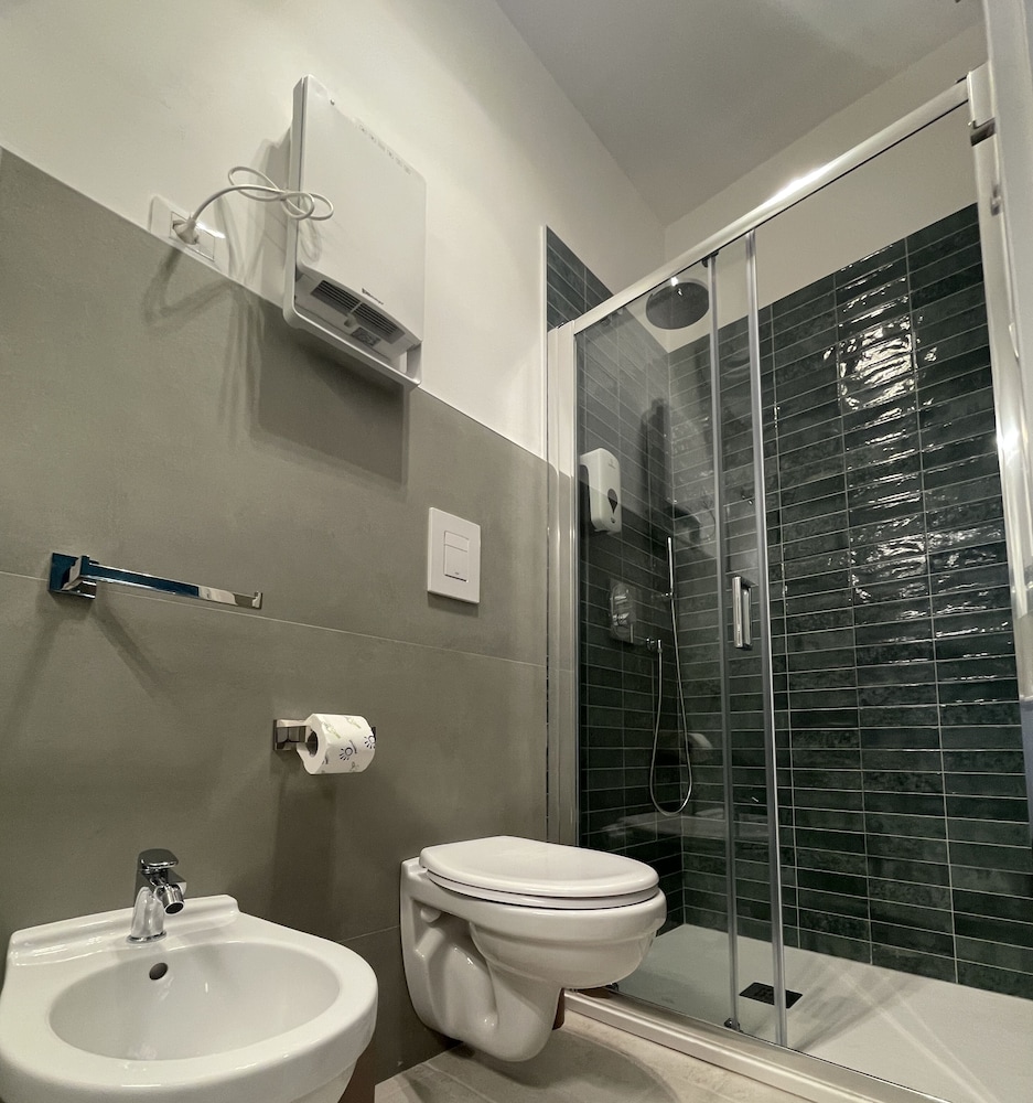 Barirooms - Murat Suites