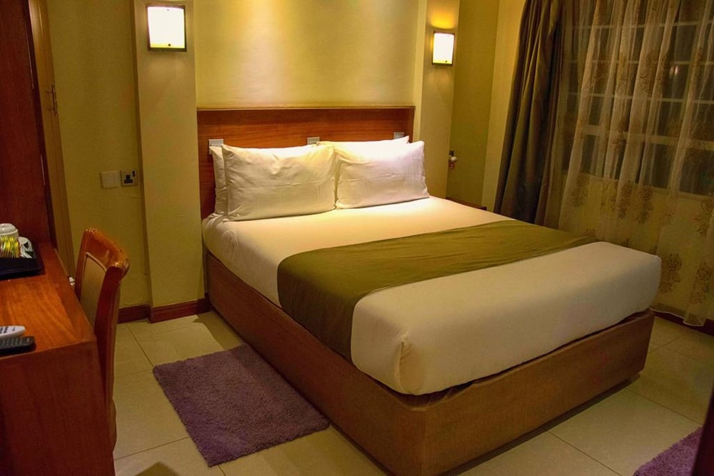 Brownie's Guest House view 2