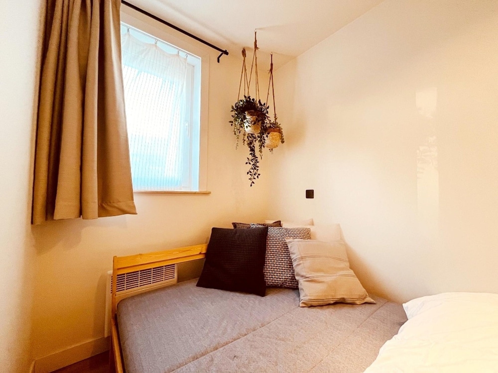 Apartment in Wenduine Near Zeedijk Beach