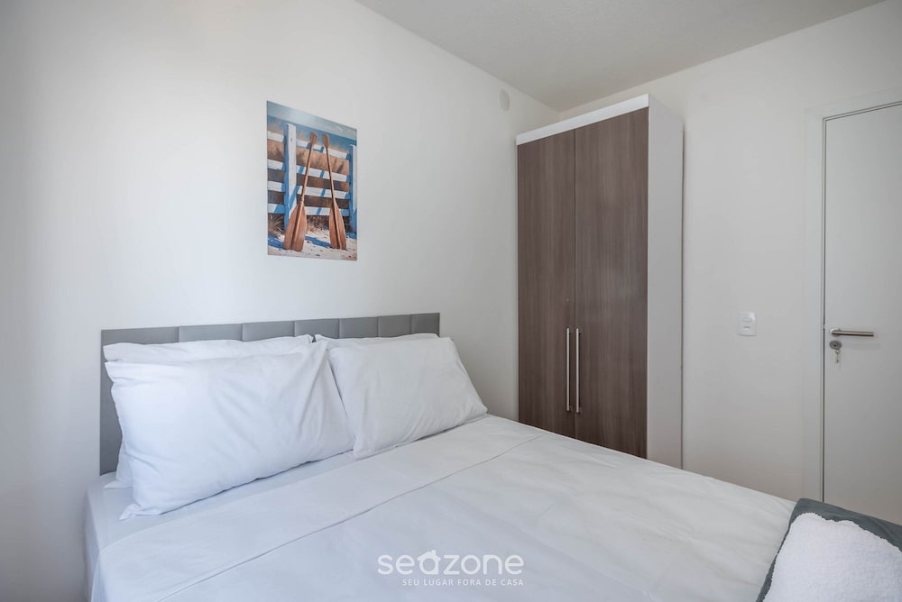 Apart w/ BBC 750 m From the Beach Sfr0411