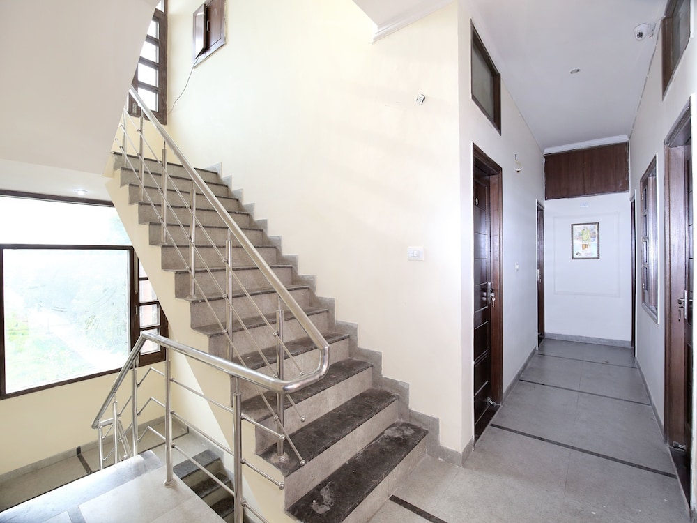 OYO 6933 Satyam Home Stay, photo 9