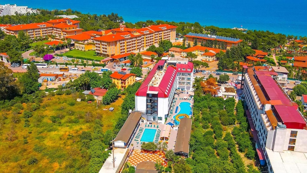 Get Enjoy Oteller - Her Şey Dahil - Image 16