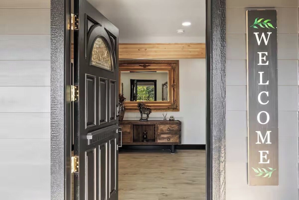 The Three Bears Retreat - King suites