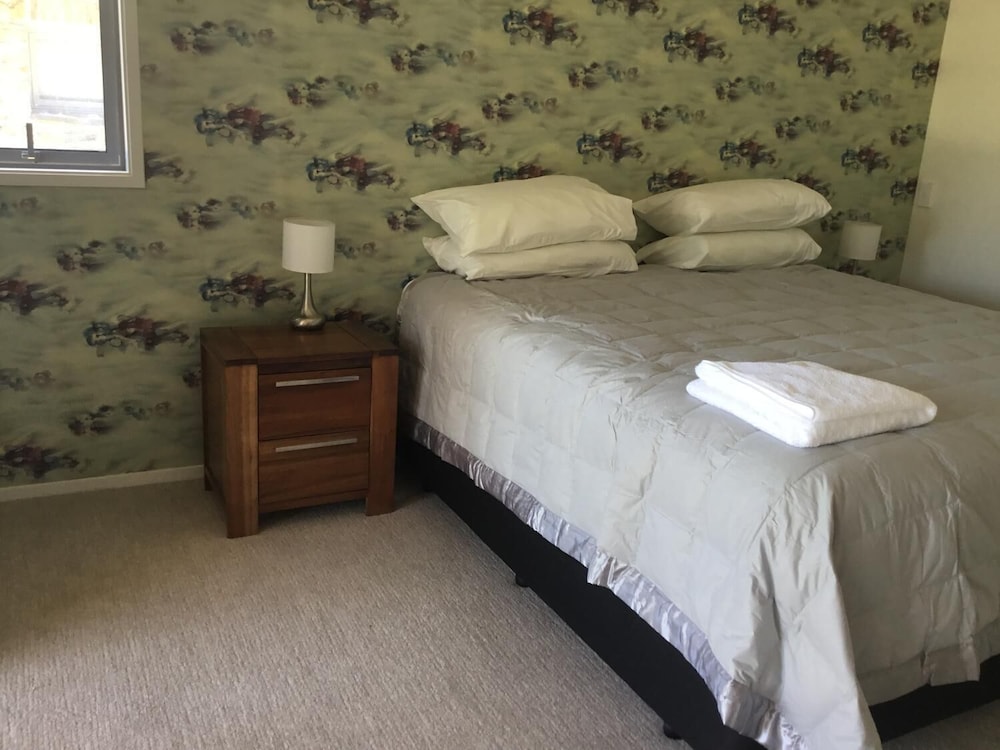 Golf Course Road Chalets
