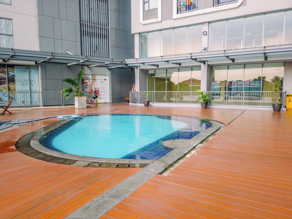 Cozy and Spacious 2BR Apartment at Royal Olive Residence
