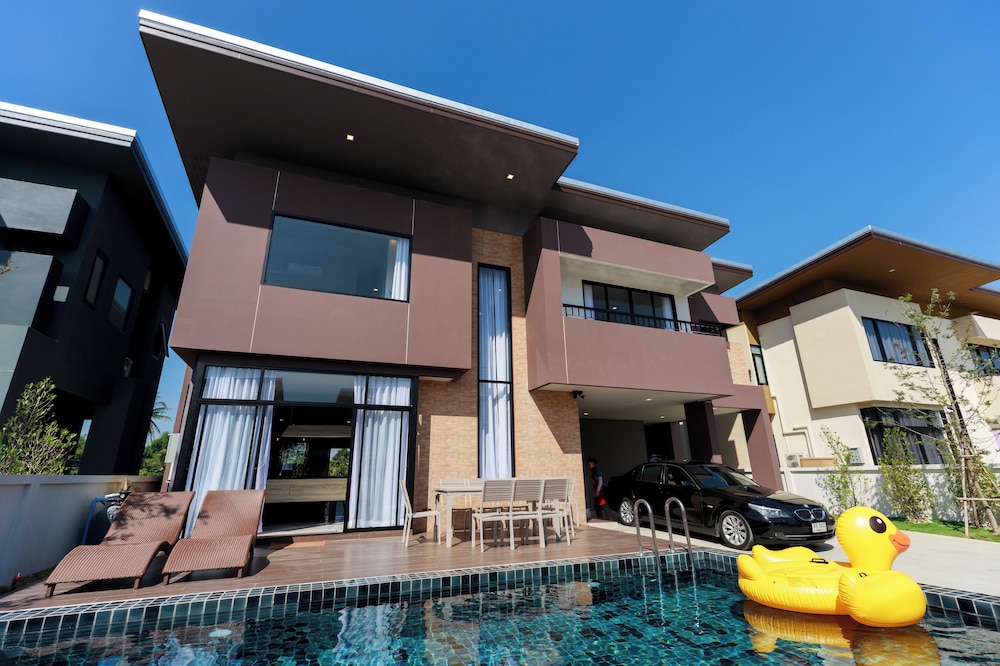 Kanna Pool Villa