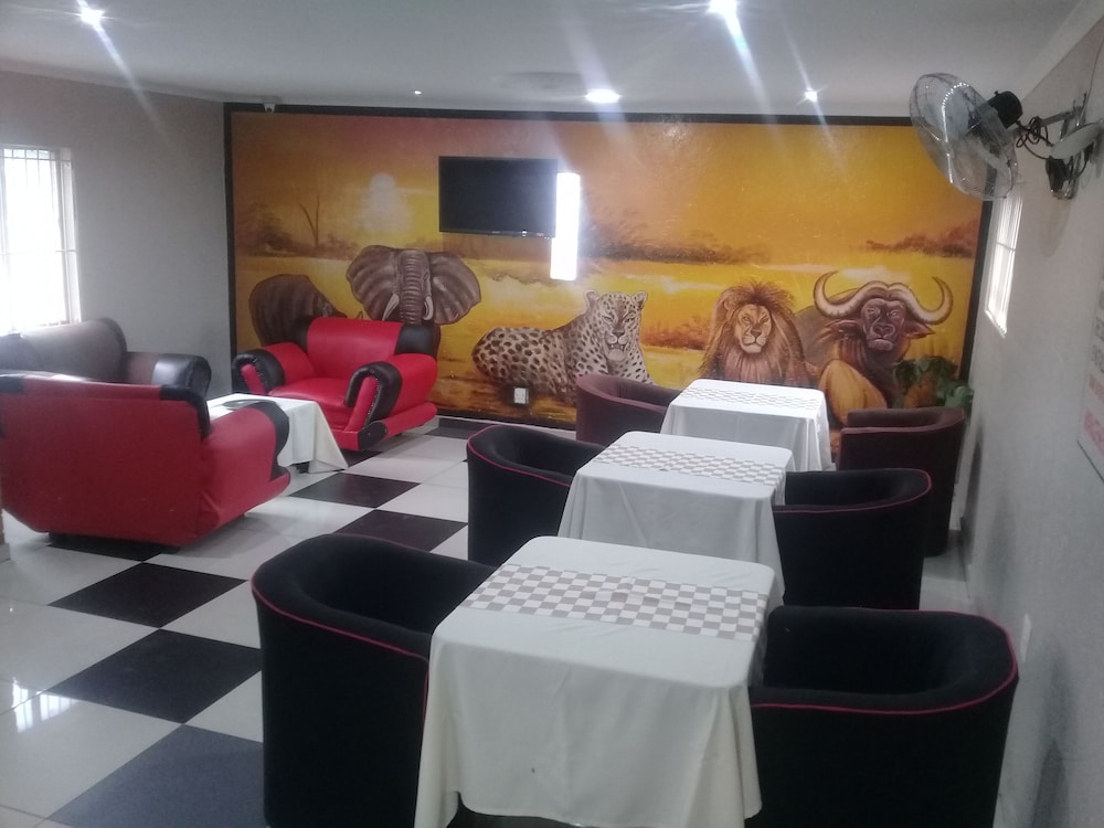 Miraton Eastgate Suites