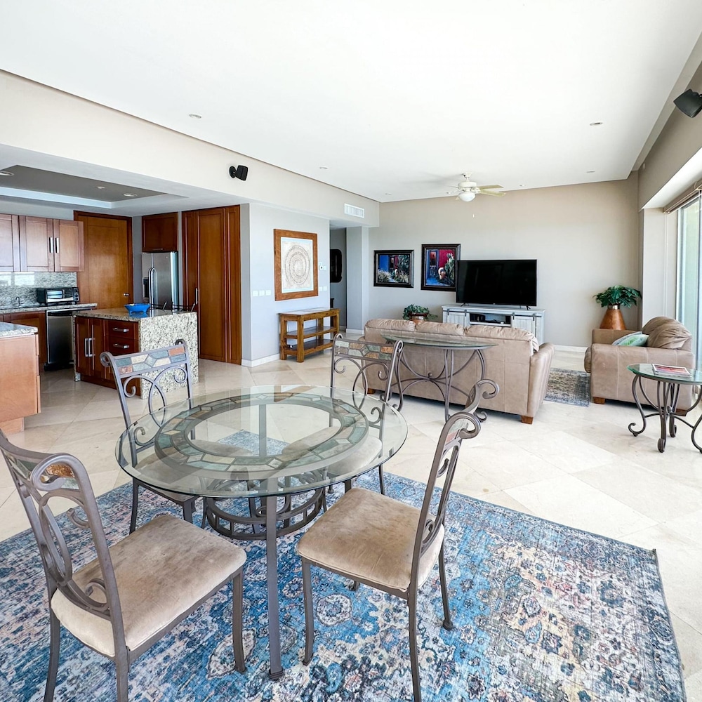 A Vista Into Tranquility Your 10th-floor Escape