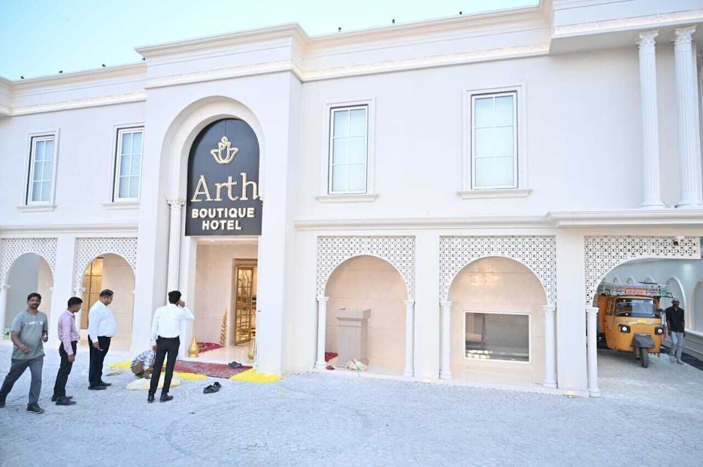 Arth Boutique Hotel