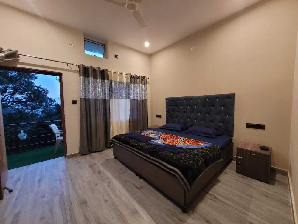 Shivalik View Resort