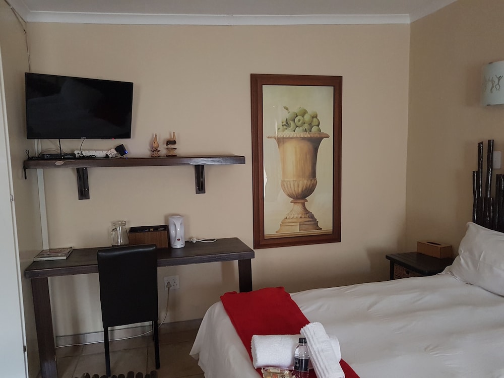 Photo 12