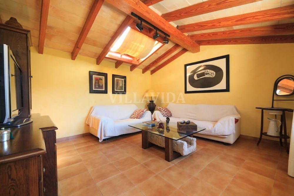Can Coste by Vida Villas Private Pool Mountain Views Walk to Town