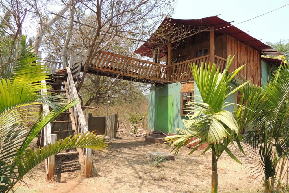 Dandeli Mysa RC - Hostel