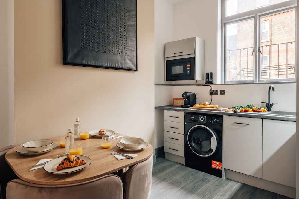 Chic 2-bed City Apartment -old Street
