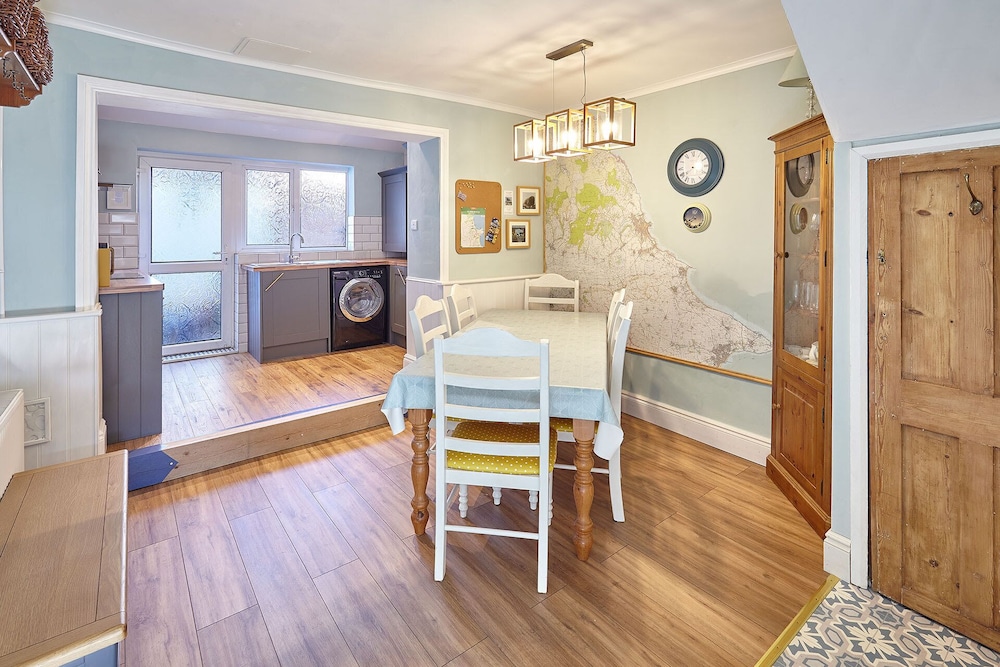 Host Stay Friths view 5