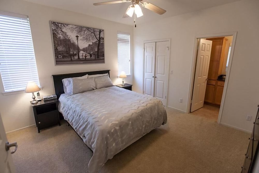 Kierland Villa By Signature Vacation Rentals