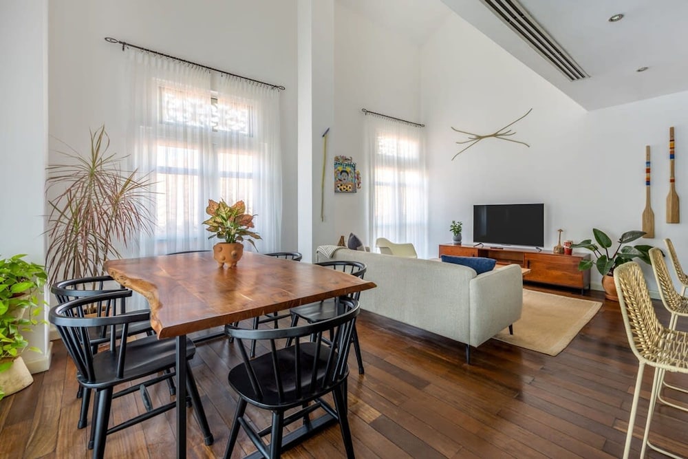 w Modern 2BR in Casco Viejo view 5
