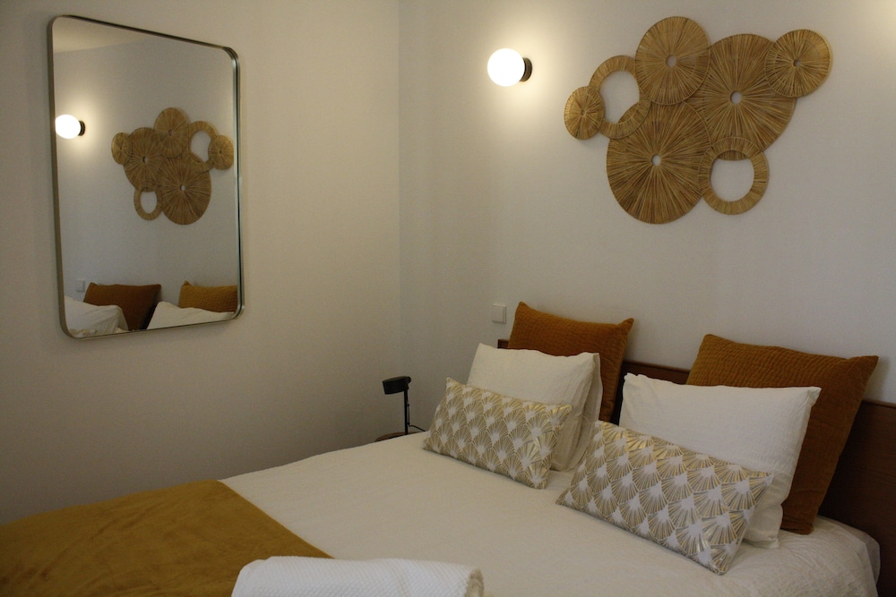 APARTAHOTEL MADRID URBAN SUITES - EDIFICIO EXCLUSIVO - 7 Apartments Boutique Full Equiped