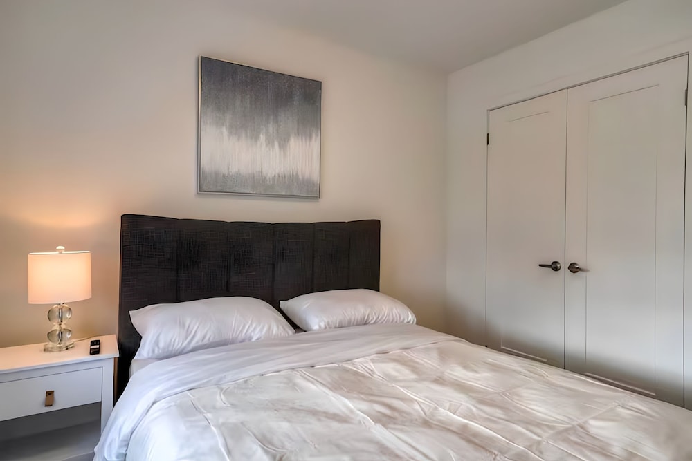 Premium Stay at Niagara falls