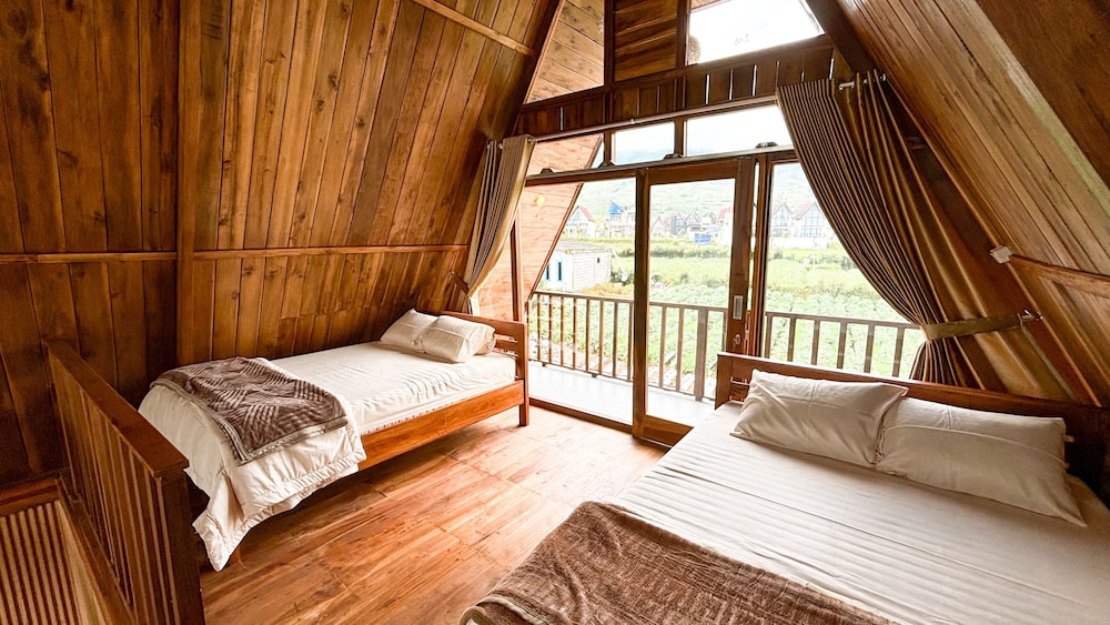 Hayasa Cabin Villa
