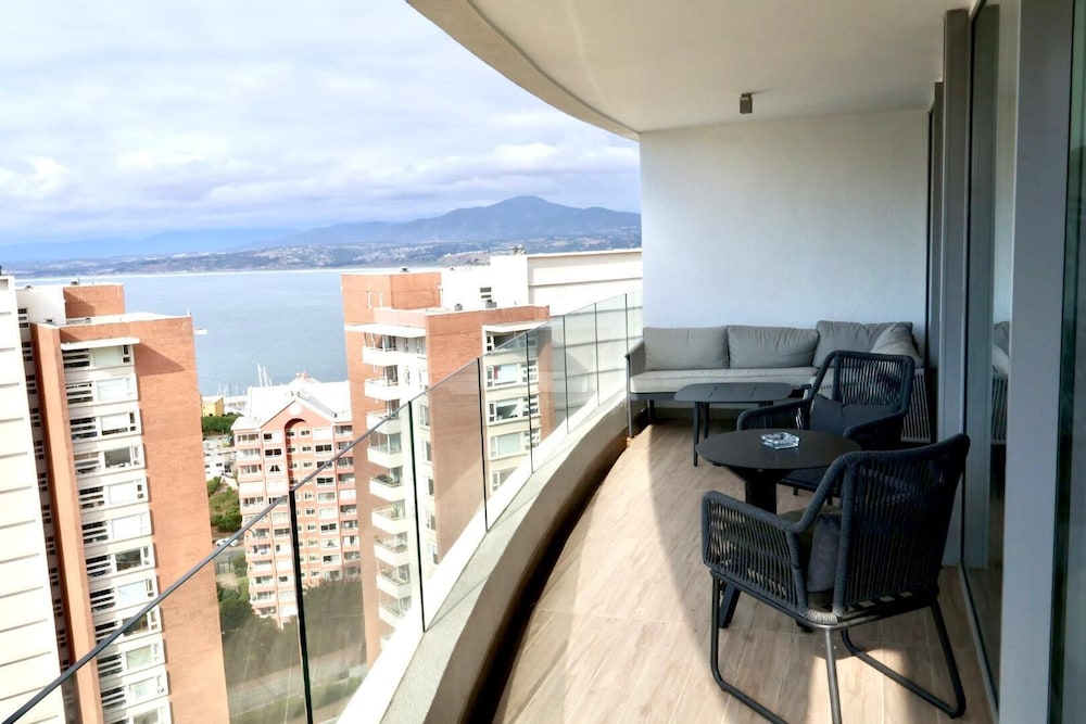 APARTS SUITES COSTA DE MONTEMAR view 5