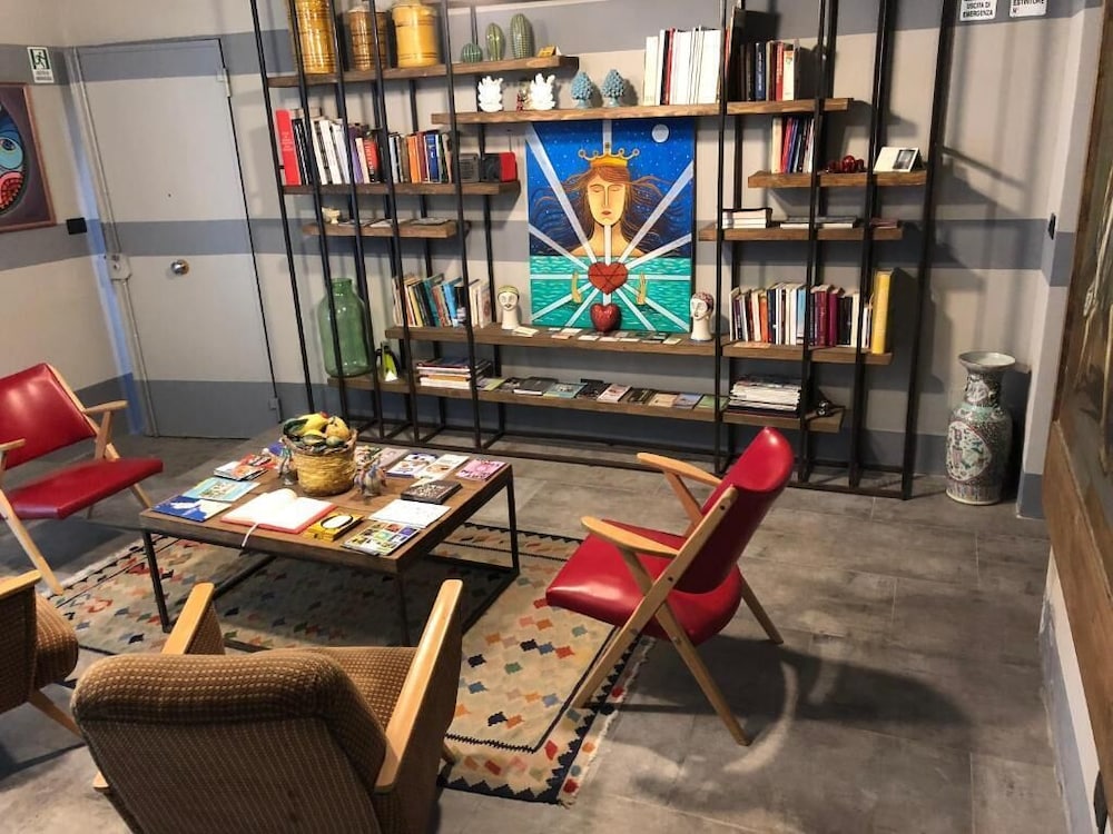 lounge