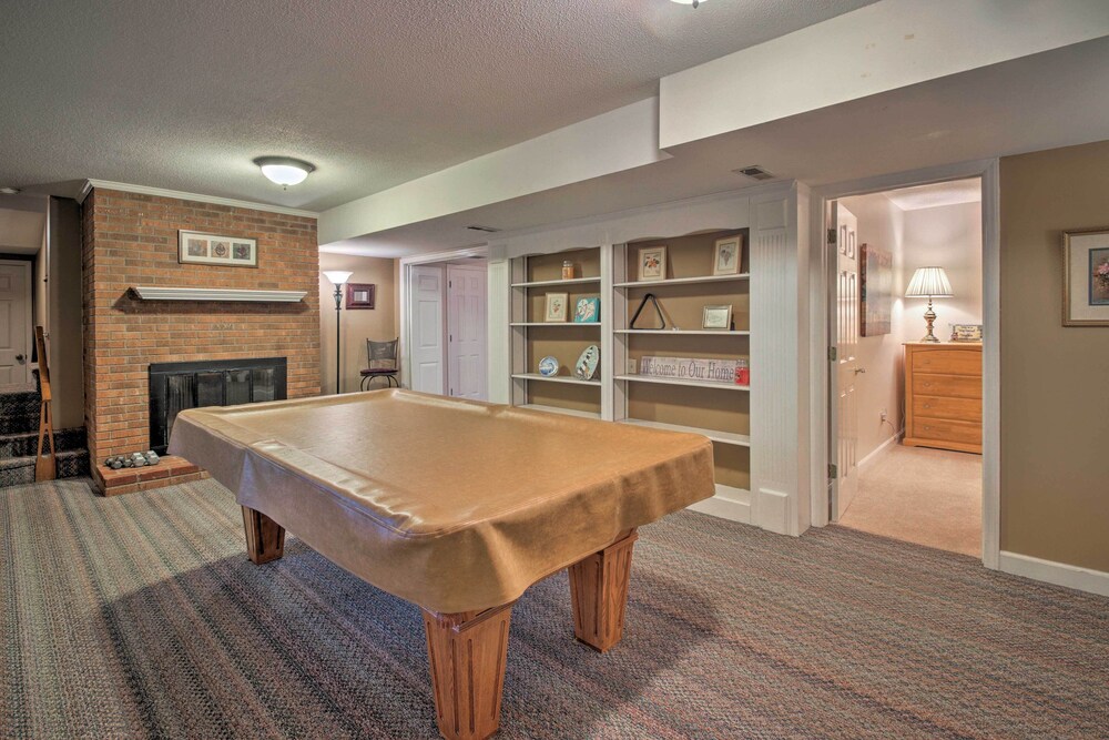 Spacious Family Home - 17 Miles to Winston-salem!, photo 14