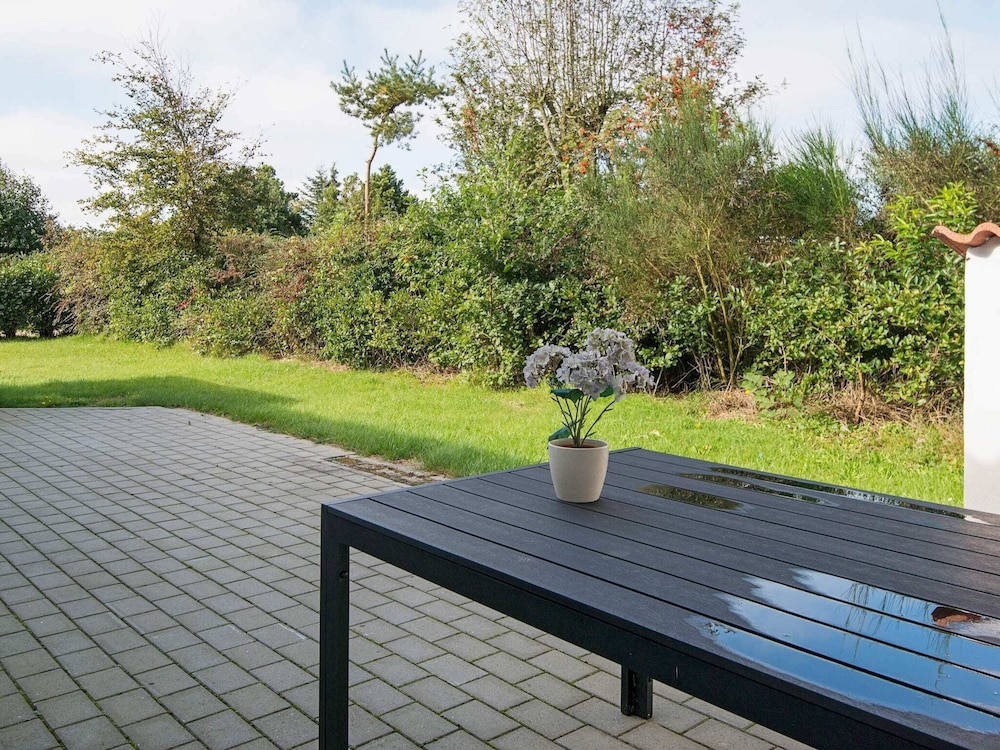 6 Person Holiday Home in Tarm