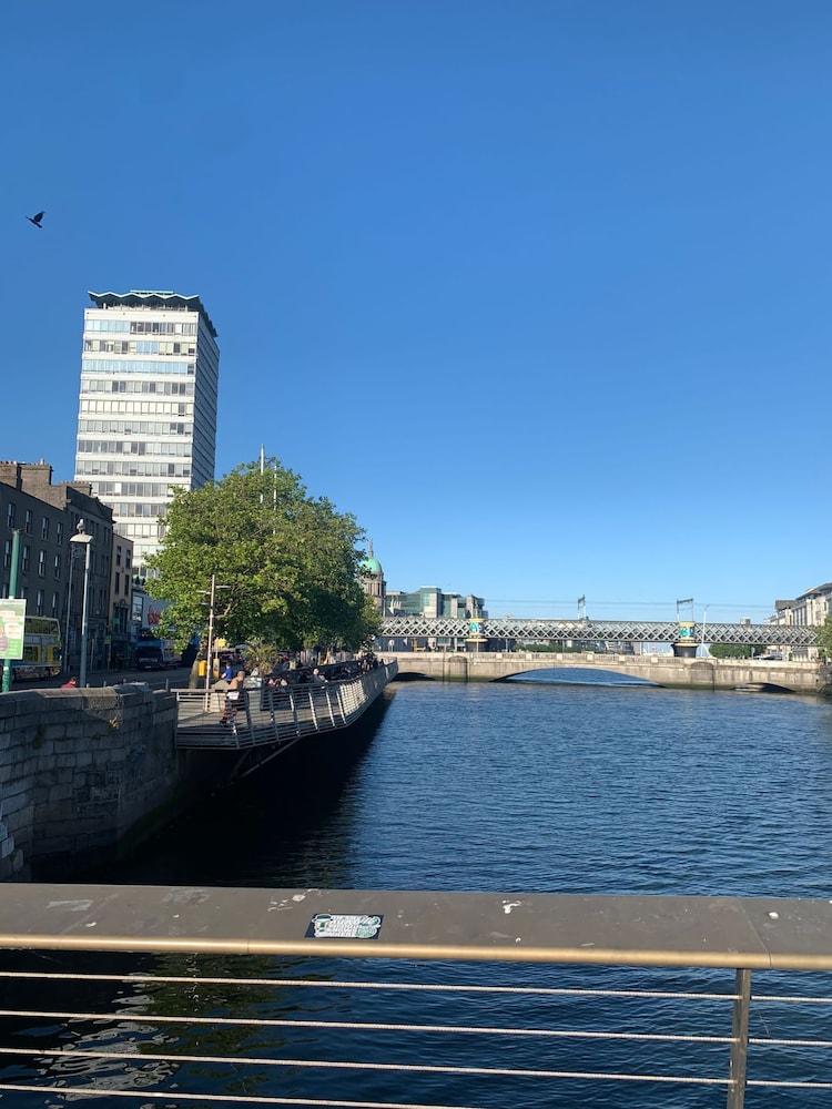 Eden Quay Lodge